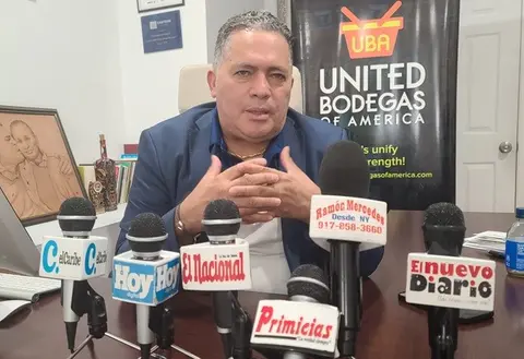 Bodegueros dominicanos en Nueva York adquieren armas de fuego para defenderse de ola criminal